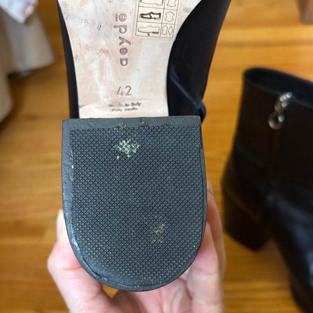 Aeyde Black Leather Ankle Boots EU 42 - Picture 4 of 12